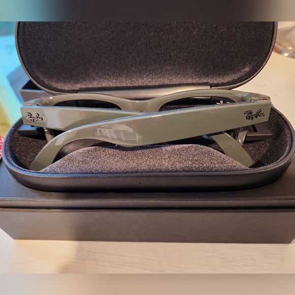 Ray-Ban Stories 👓 Facebook meta Wayfarer Transitions Shiny Olive G15 Green - Picture 7 of 14